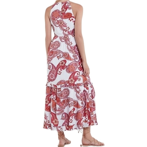 Express Textured Paisley Tiered Halter Maxi Dress - Picture 2 of 13